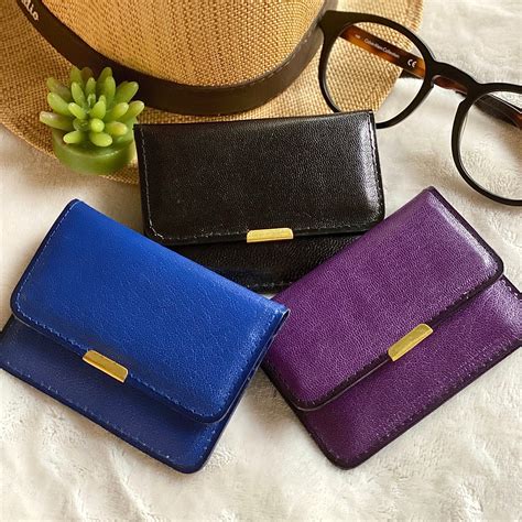 smallest wallet for women